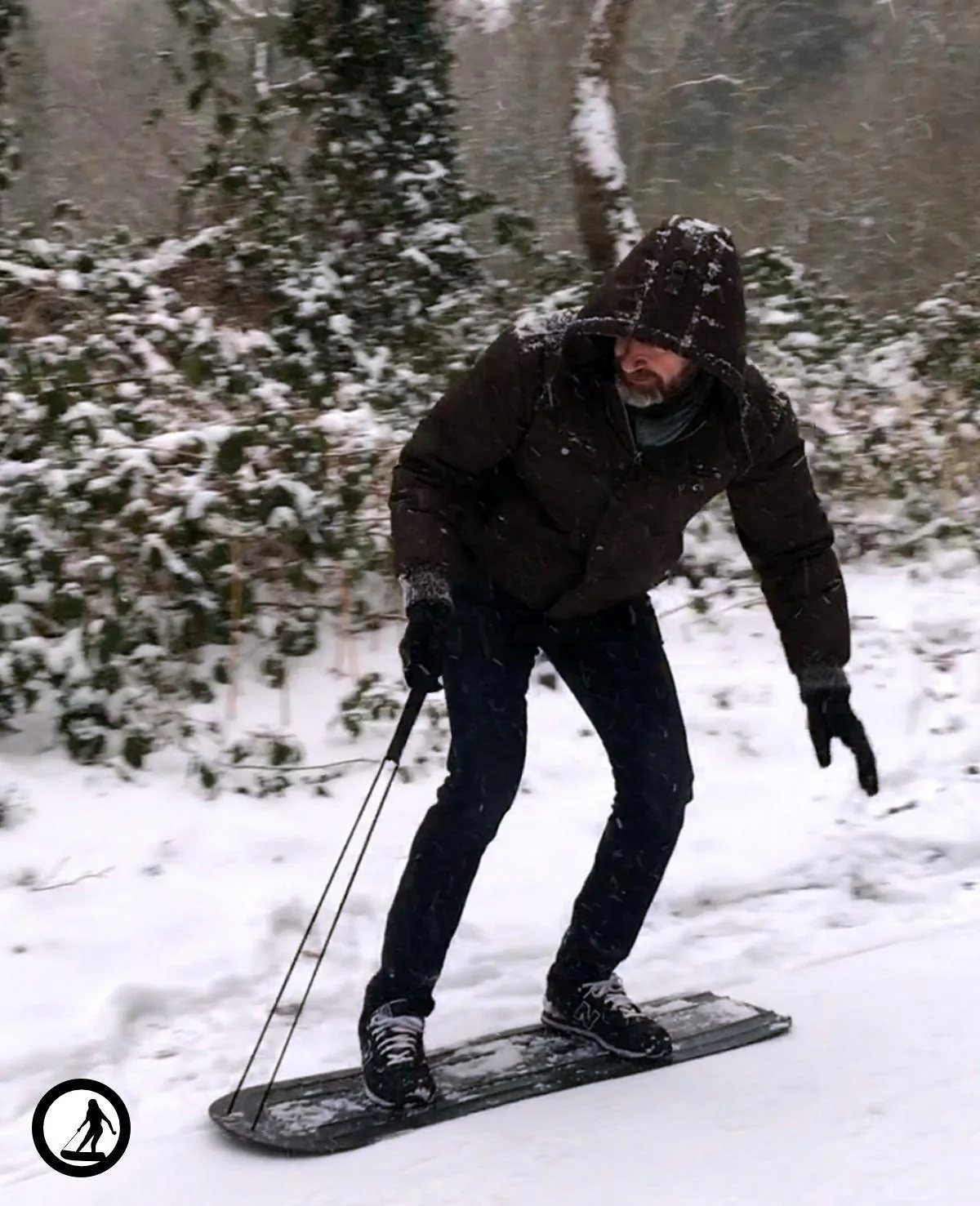 Axiski Sledge - Assorted Colours - Image 3