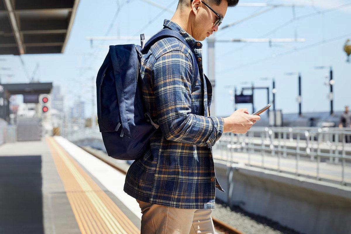 Classic Backpack 20L - Navy - Image 6