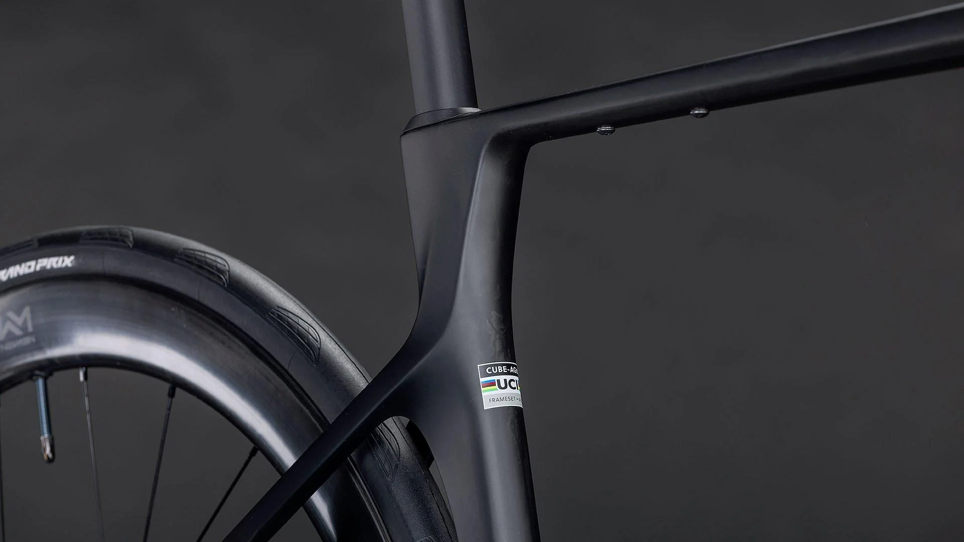 Agree C:62 Pro Road Bike - Black - Image 5