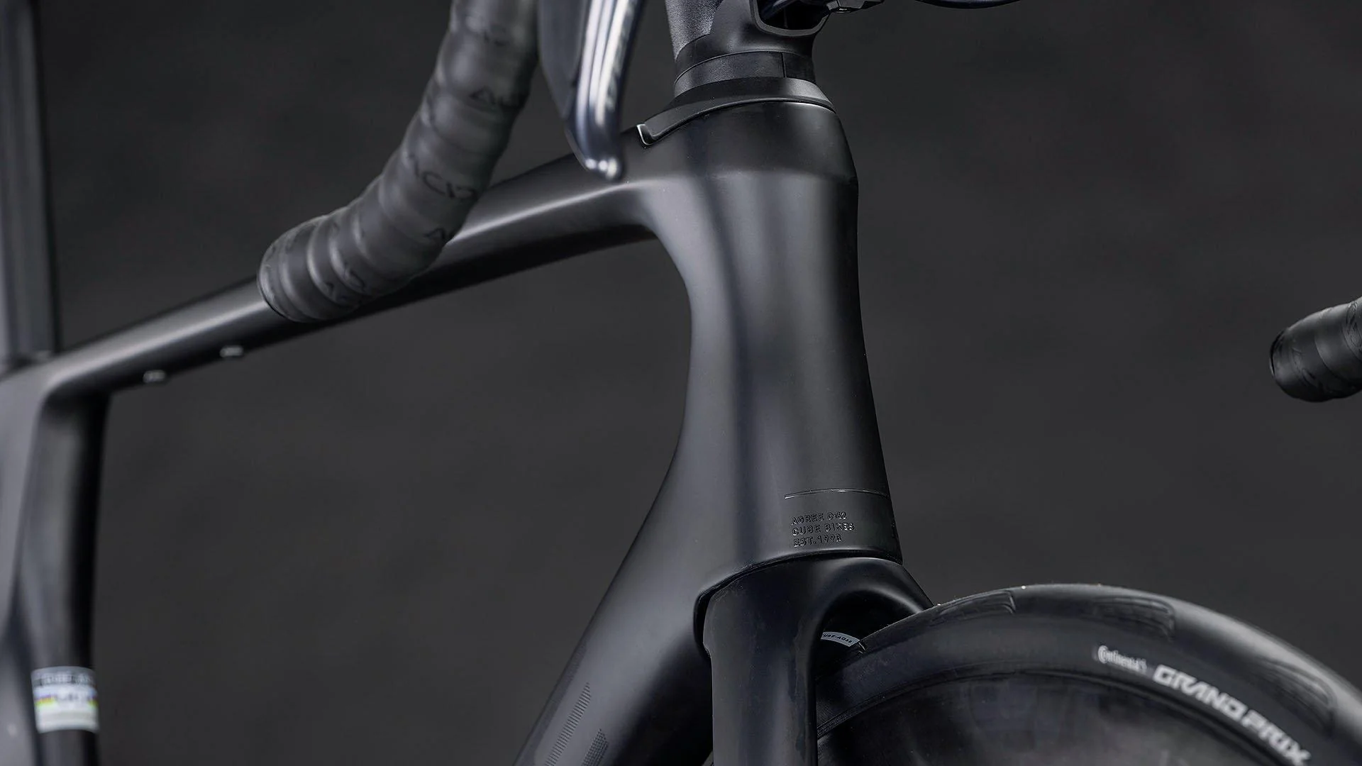 Agree C:62 Pro Road Bike - Black - Image 6