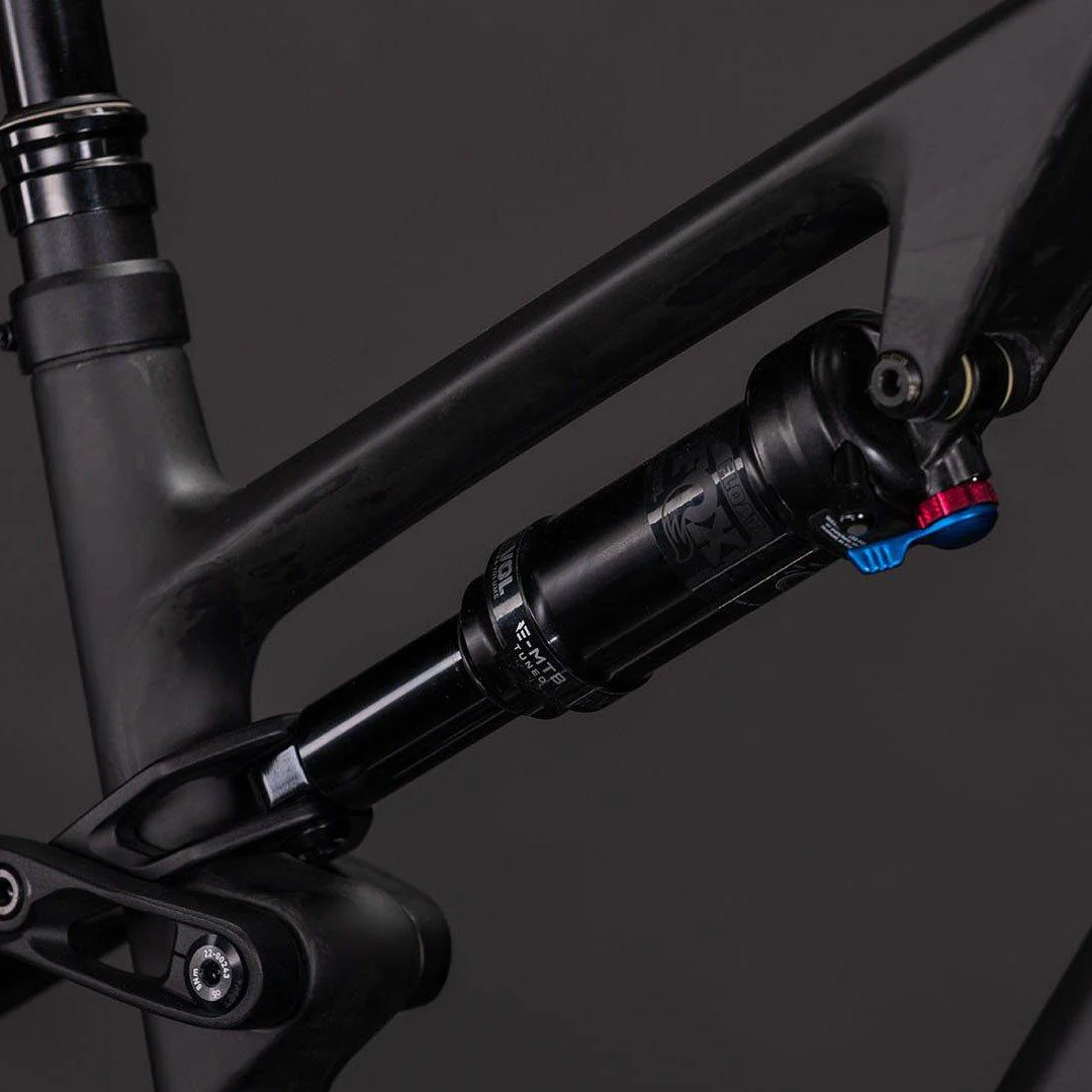 AMS Hybrid ONE44 C62 Pro 400X Mountain E-Bike - Black - Image 6