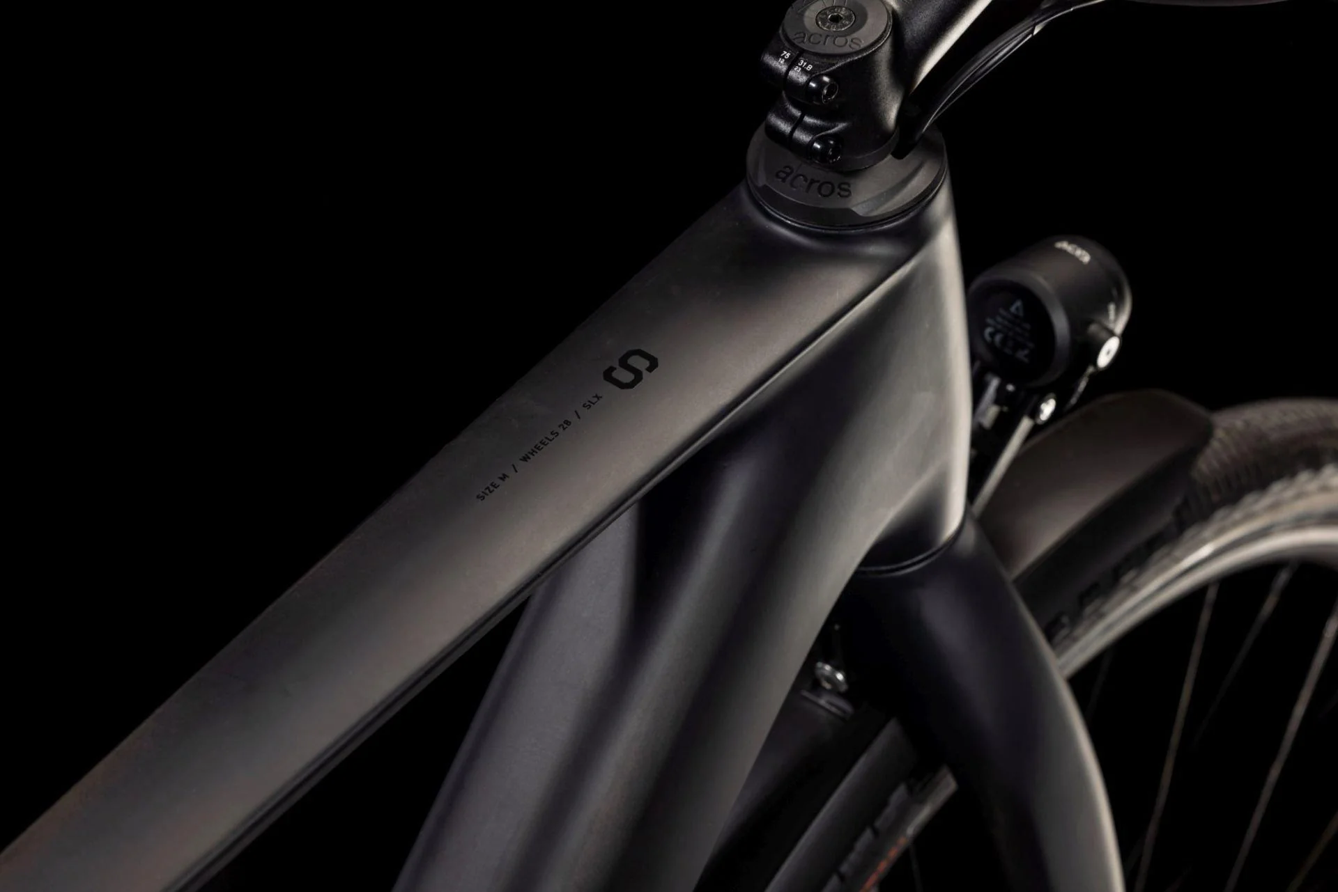Kathmandu Hybrid C:62 SLX 400X Hybrid E-Bike - Black - Image 4