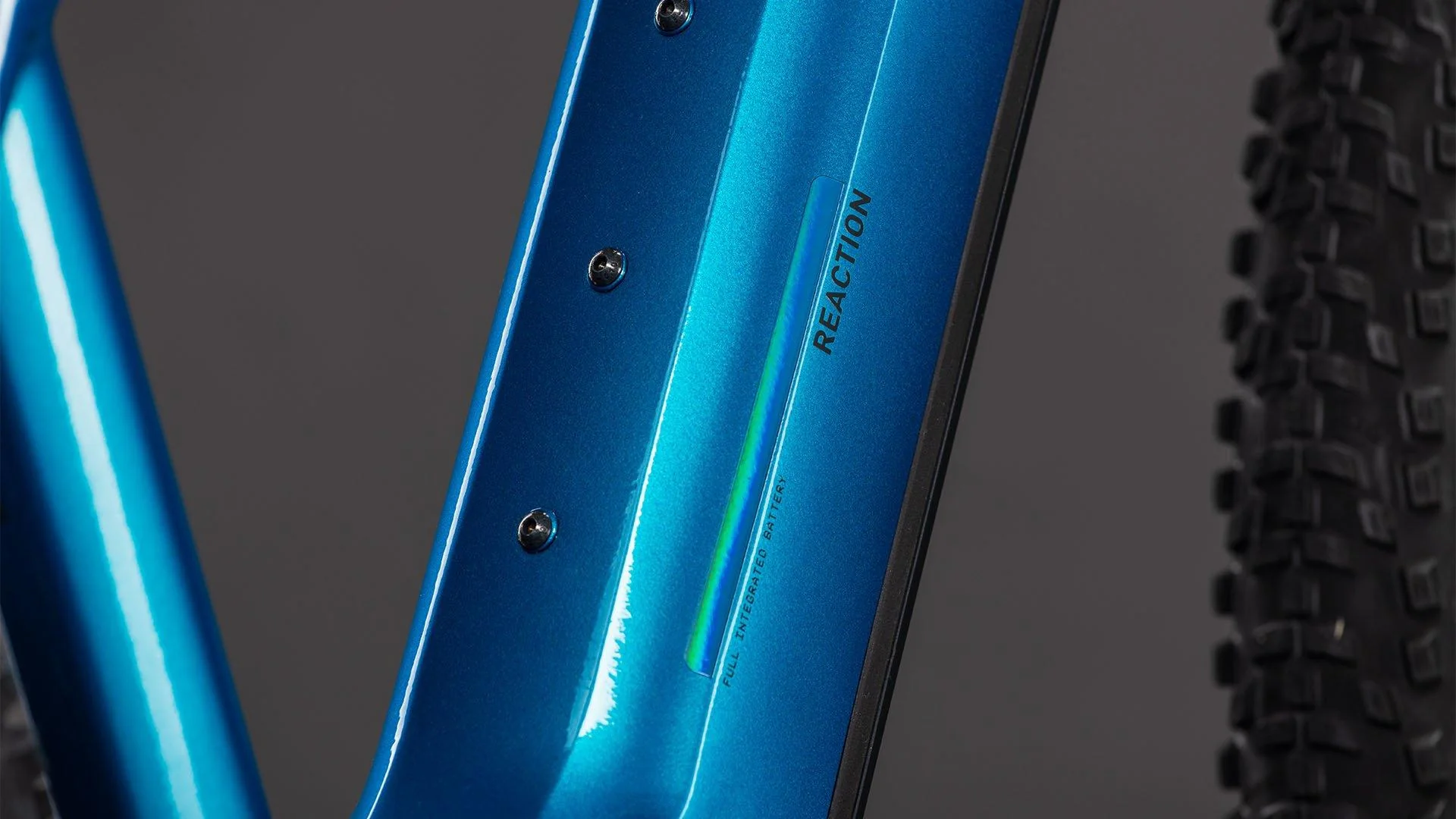 Reaction Hybrid Performance 600 Mountain E-Bike - Blue - Image 5