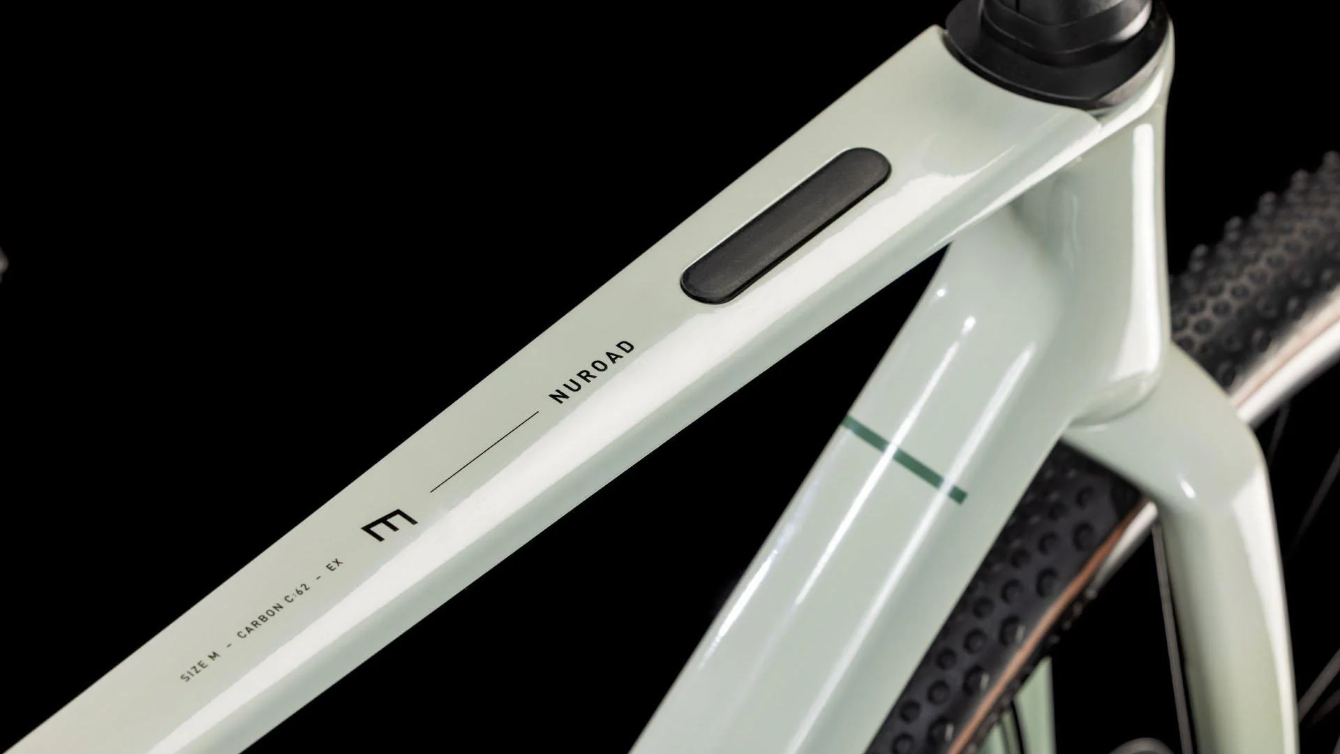 Nuroad C:62 EX Gravel Bike - White / Green - Image 3