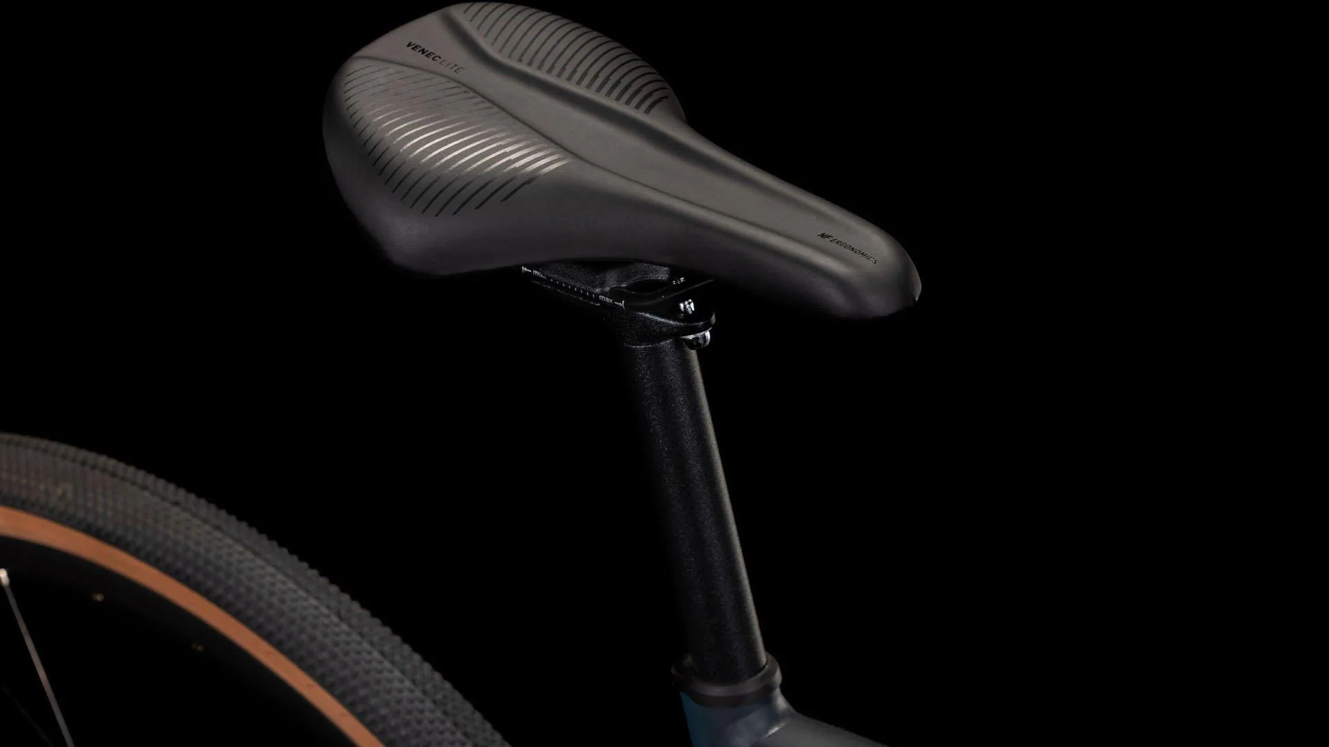 Nuroad Pro Gravel Bike - Black - Image 3