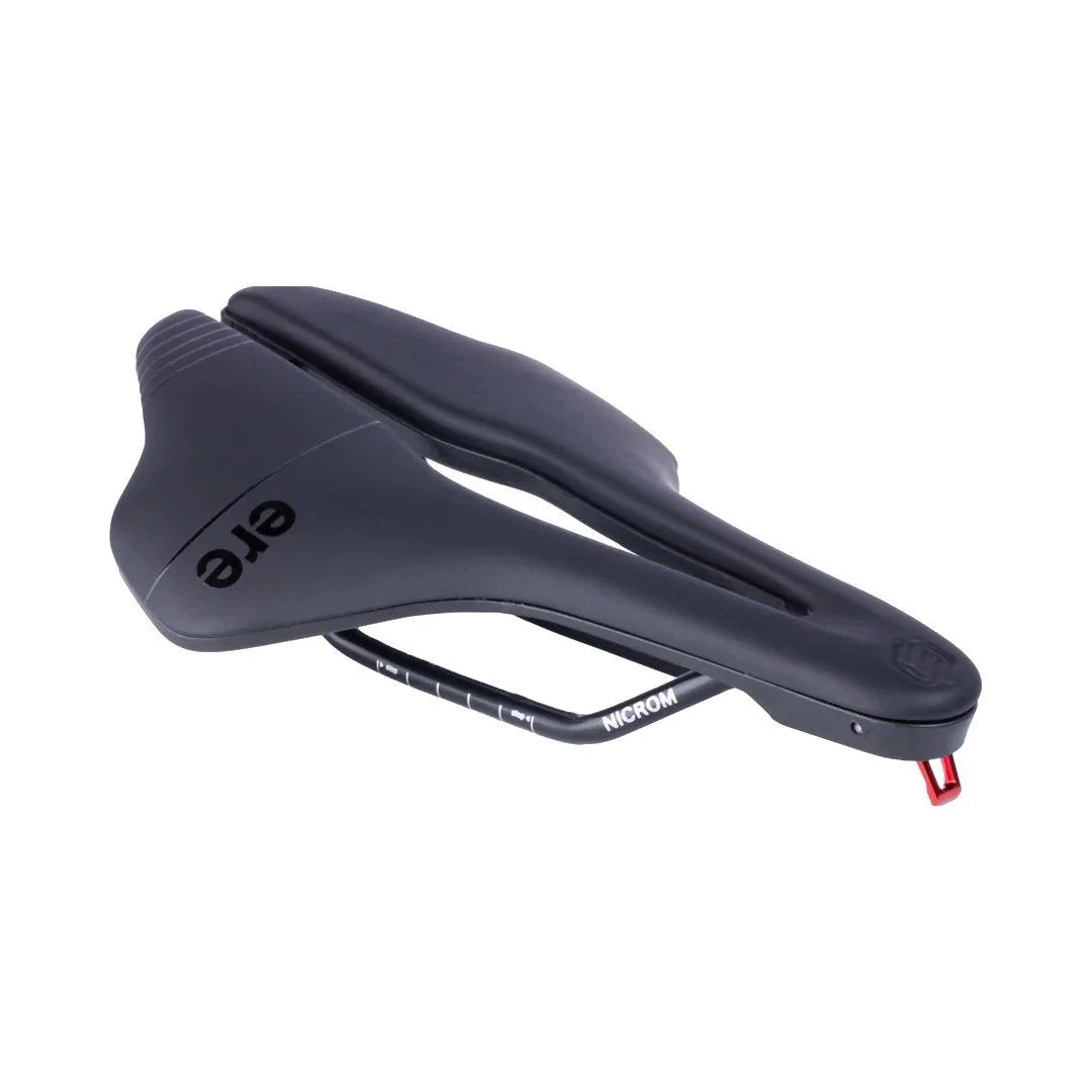 Genus T 145mm Saddle - Black