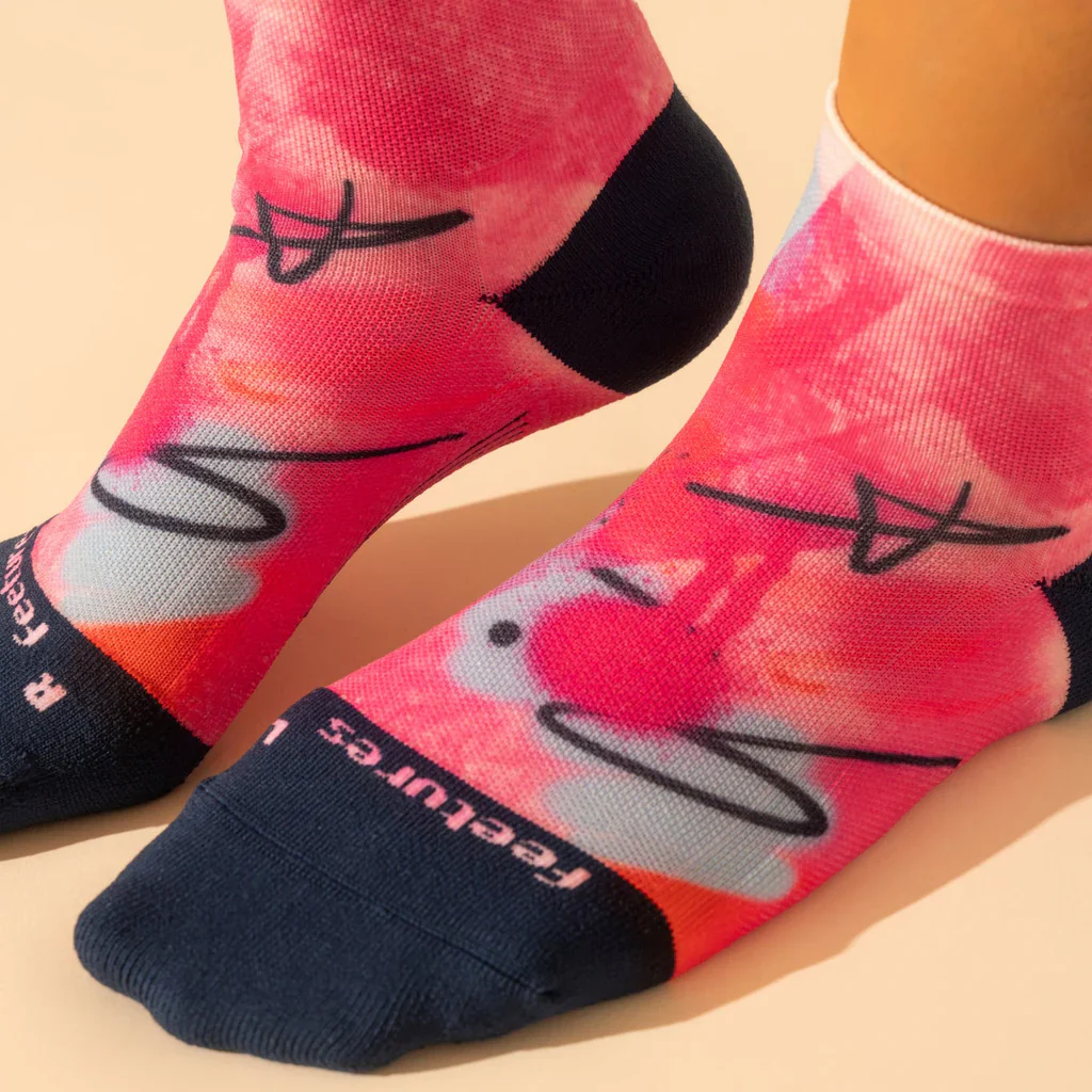 Unisex Elite Light Cushion Quarter Socks - International Women's Day Limited Edition - Pink - Image 5