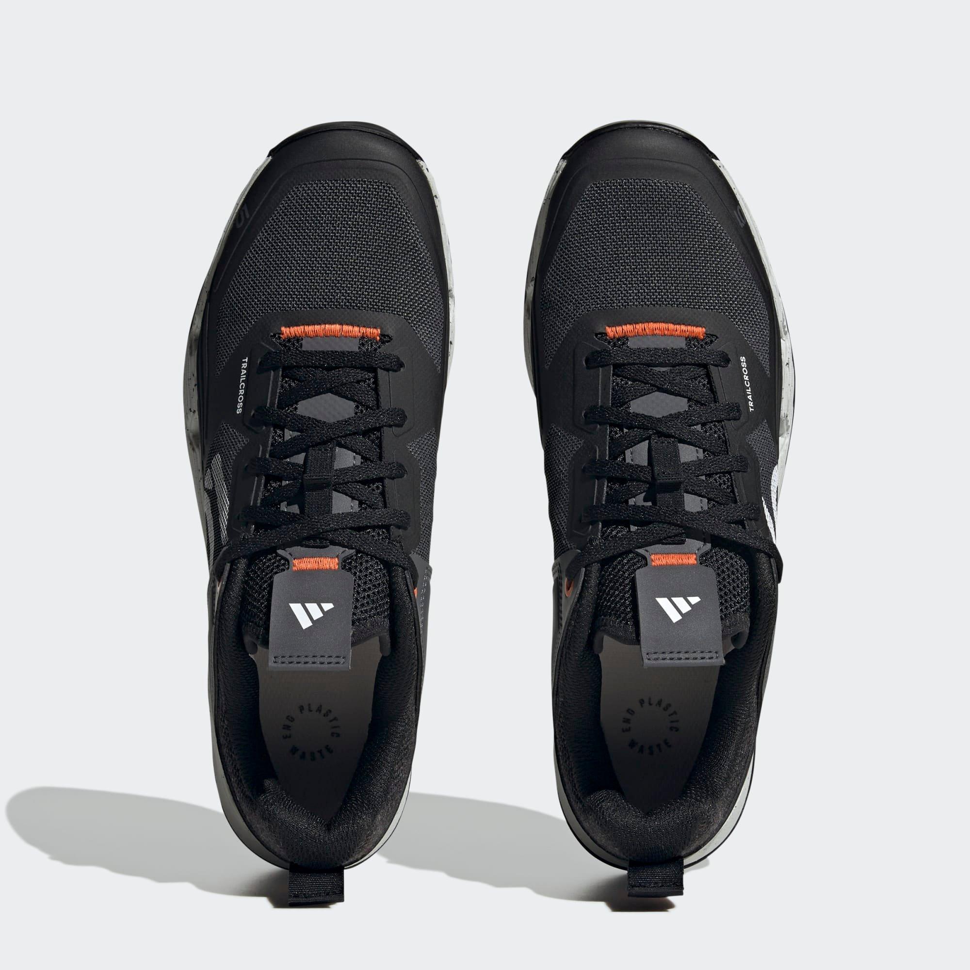 Men's Trailcross XT Shoes - Core Black / Cloud White / Grey Six - Image 5