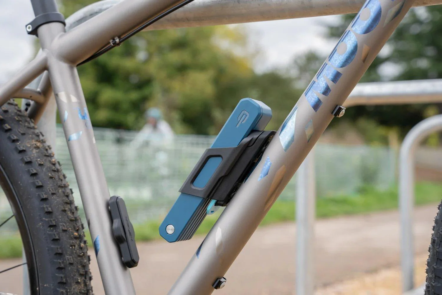 Switch Folding Bike Lock - Blue - Image 7