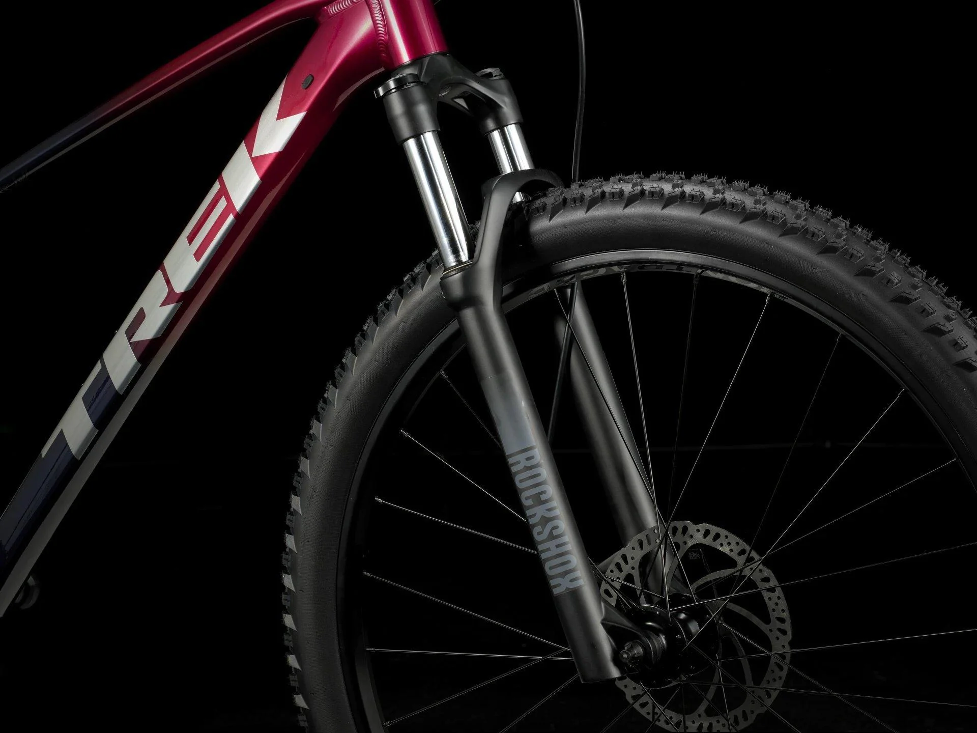 Marlin 6 - Gen 3 Mountain Bike - Rage Red to Deep Dark Blue Fade - Image 4