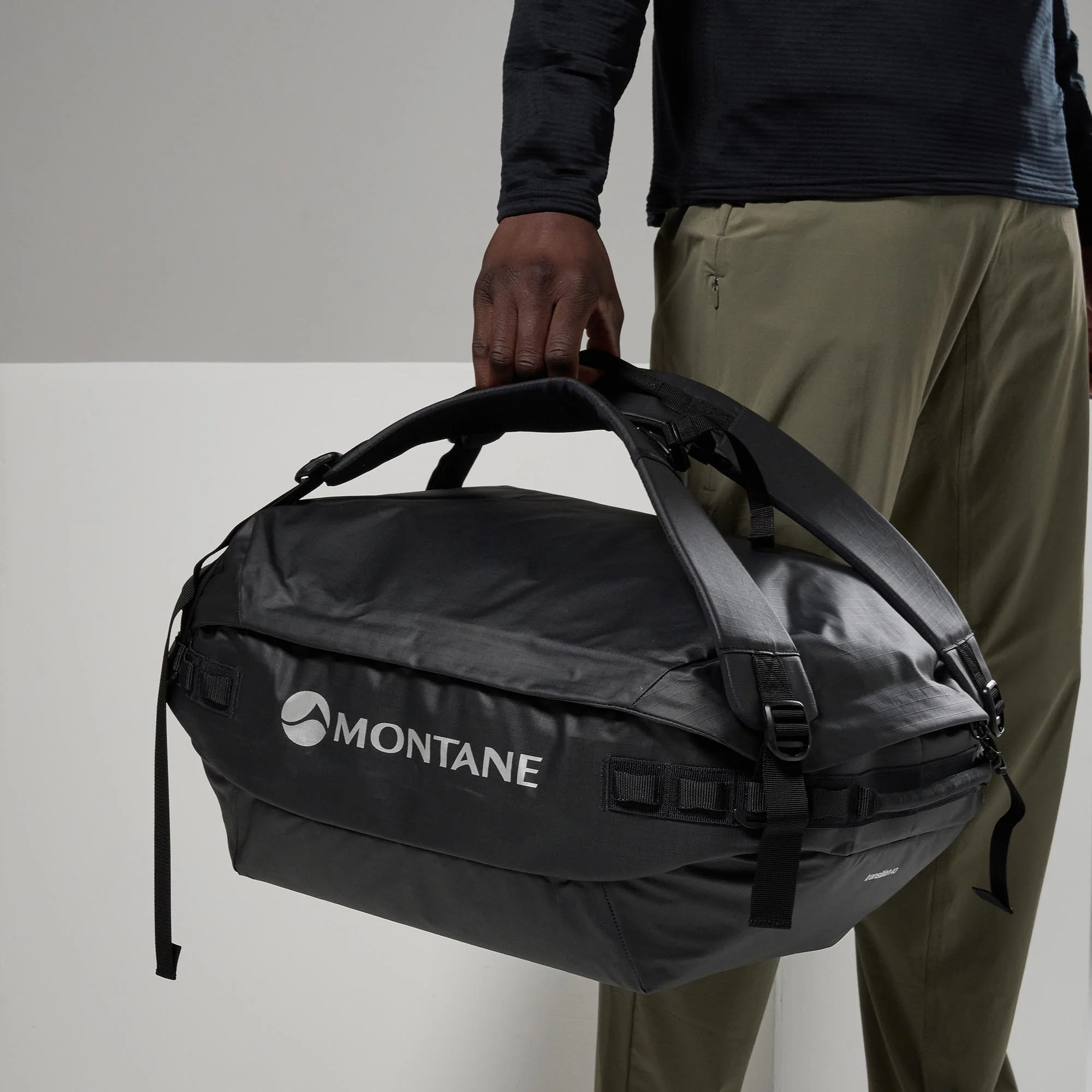 Transition Duffel 40L - Black - Image 8