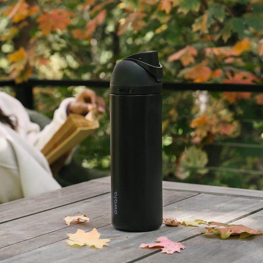 FreeSip® 24oz Stainless Steel Bottle - Black - Image 6