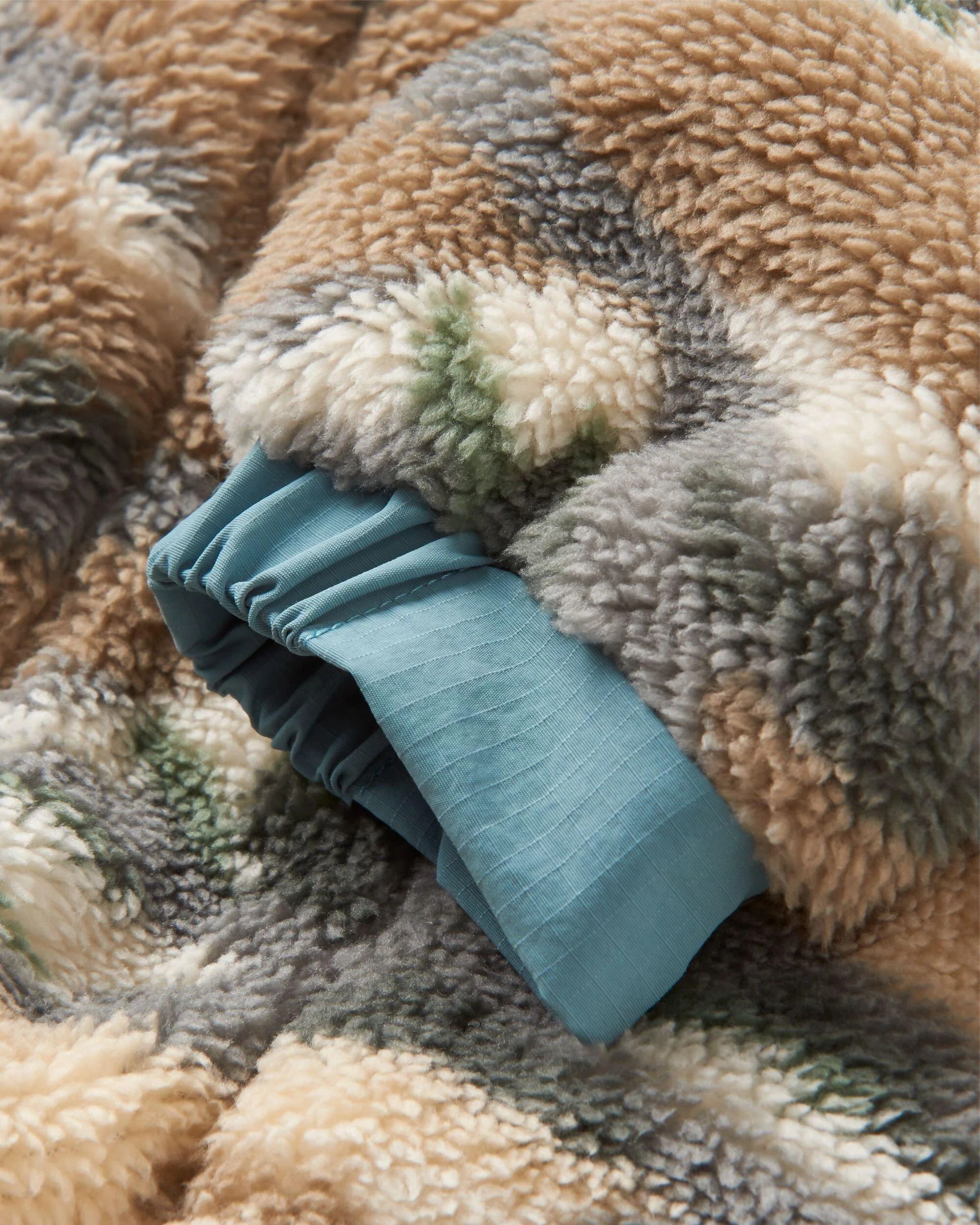 Women's Beaumont Sherpa Hooded Fleece - Cream / Blue - Image 6