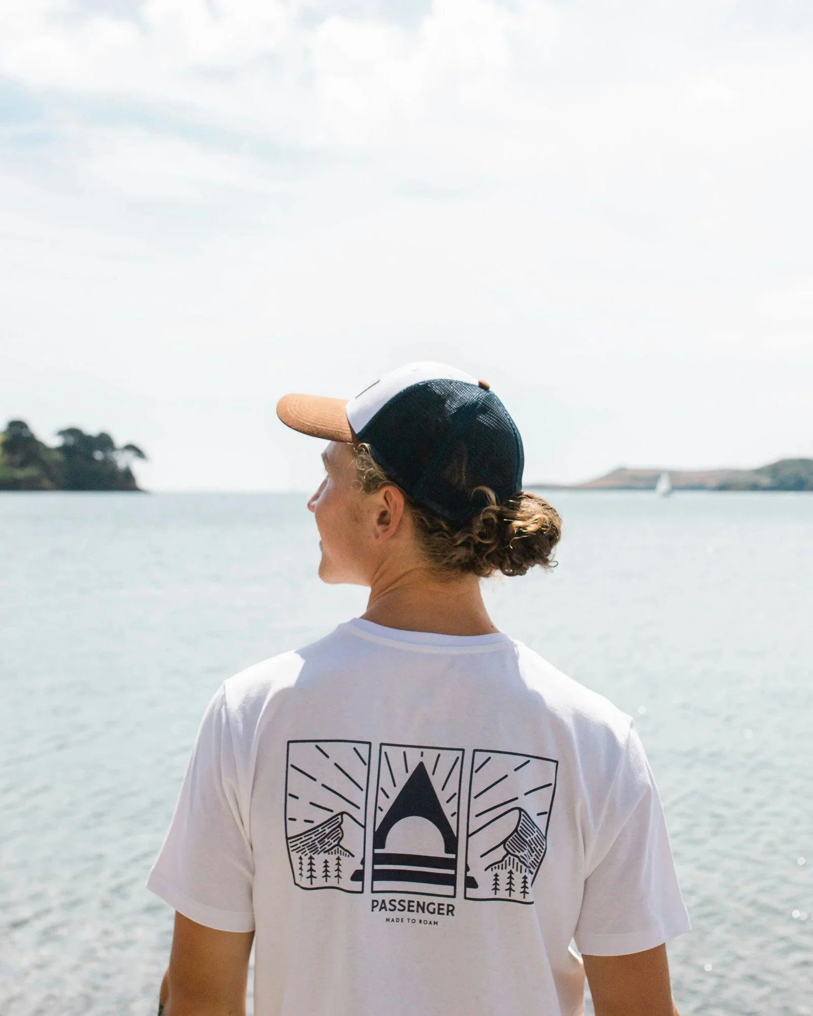 Unisex Made To Roam Snapback Cap - Navy / Orange - Image 2