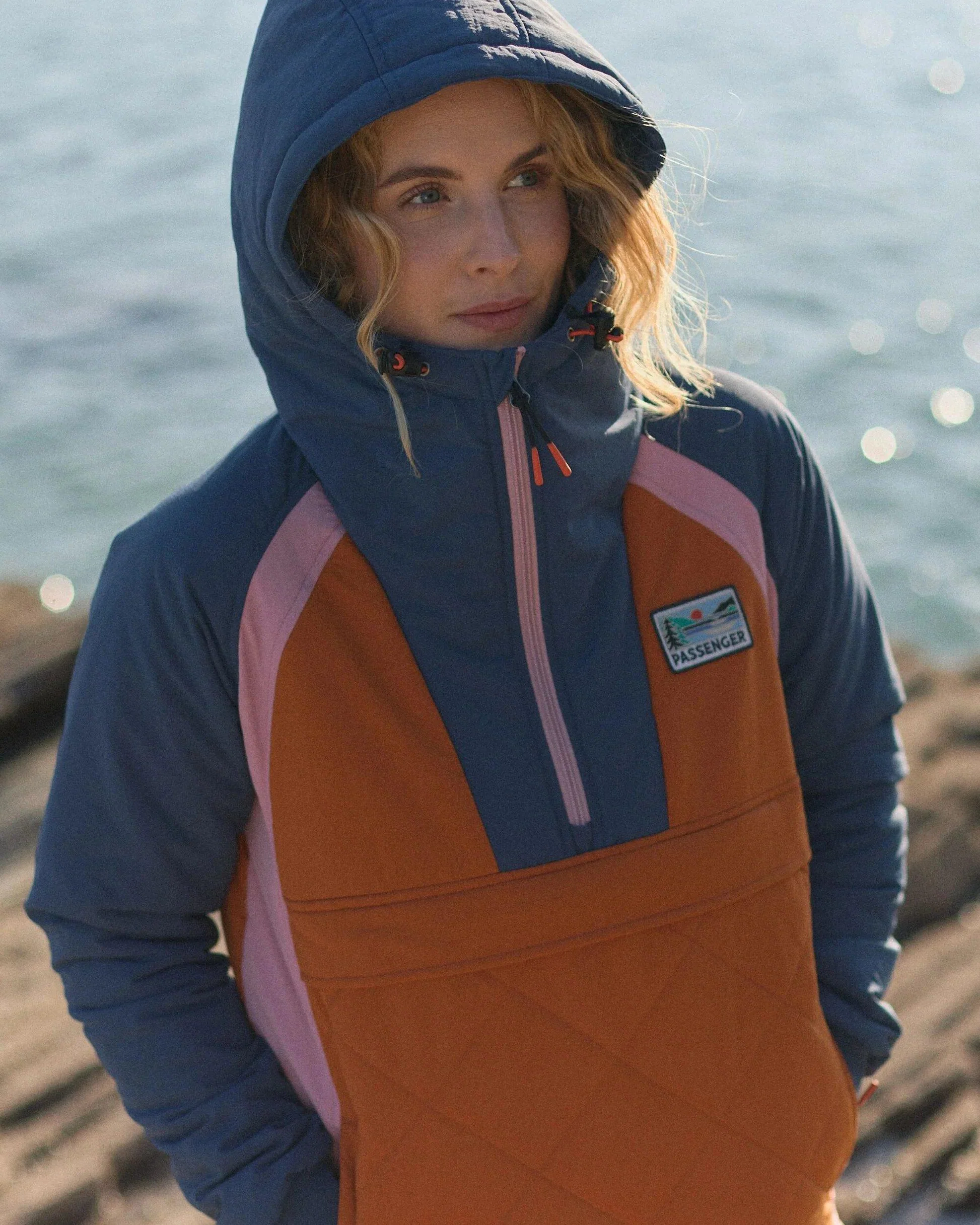 Women's Ocean Insulated 1/2 Zip Jacket - Navy / Orange - Image 3