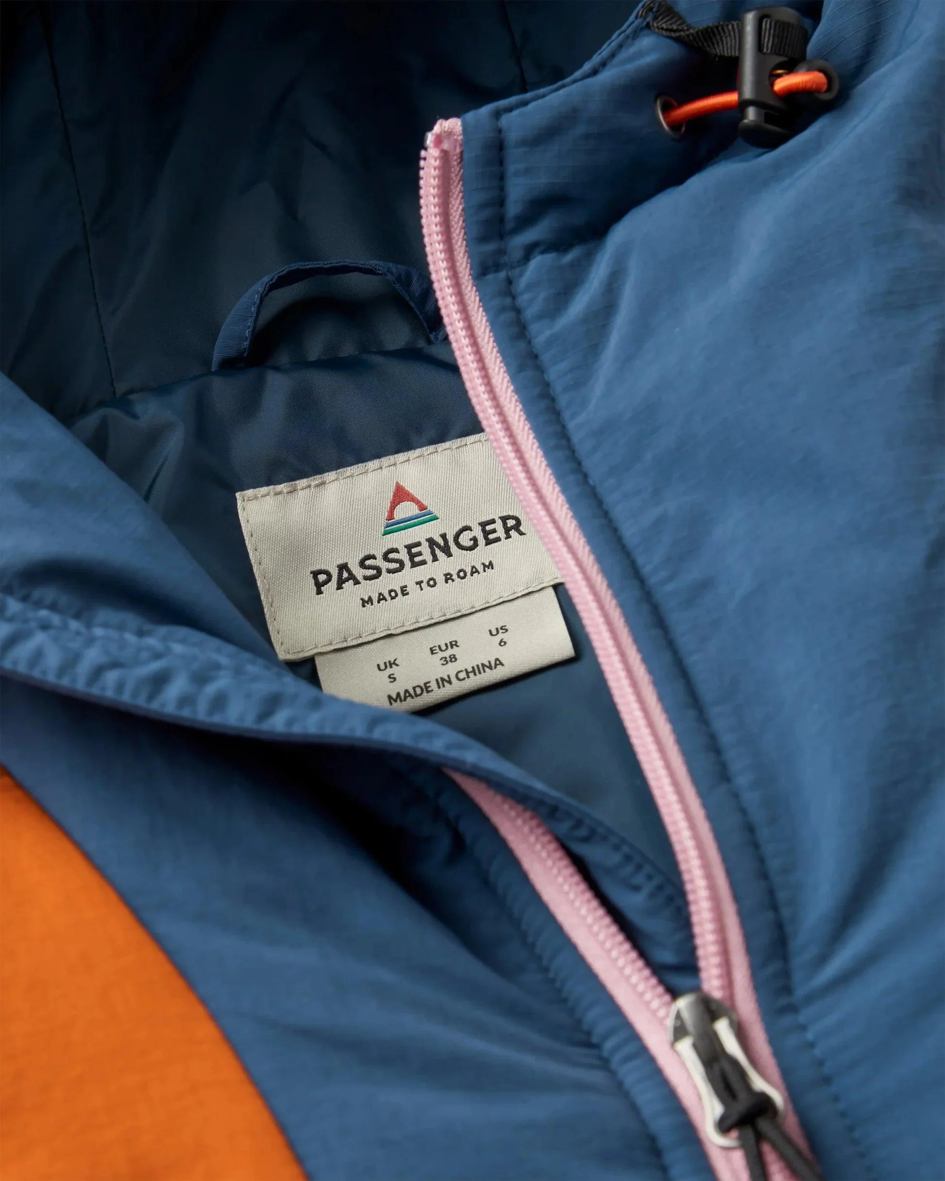 Women's Ocean Insulated 1/2 Zip Jacket - Navy / Orange - Image 4