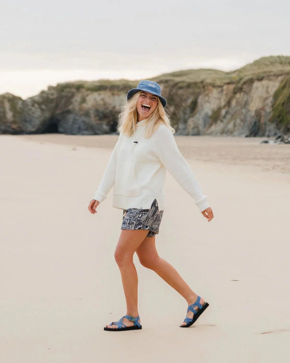 Women's Cove Knitted Hoodie - Off White - Image 4