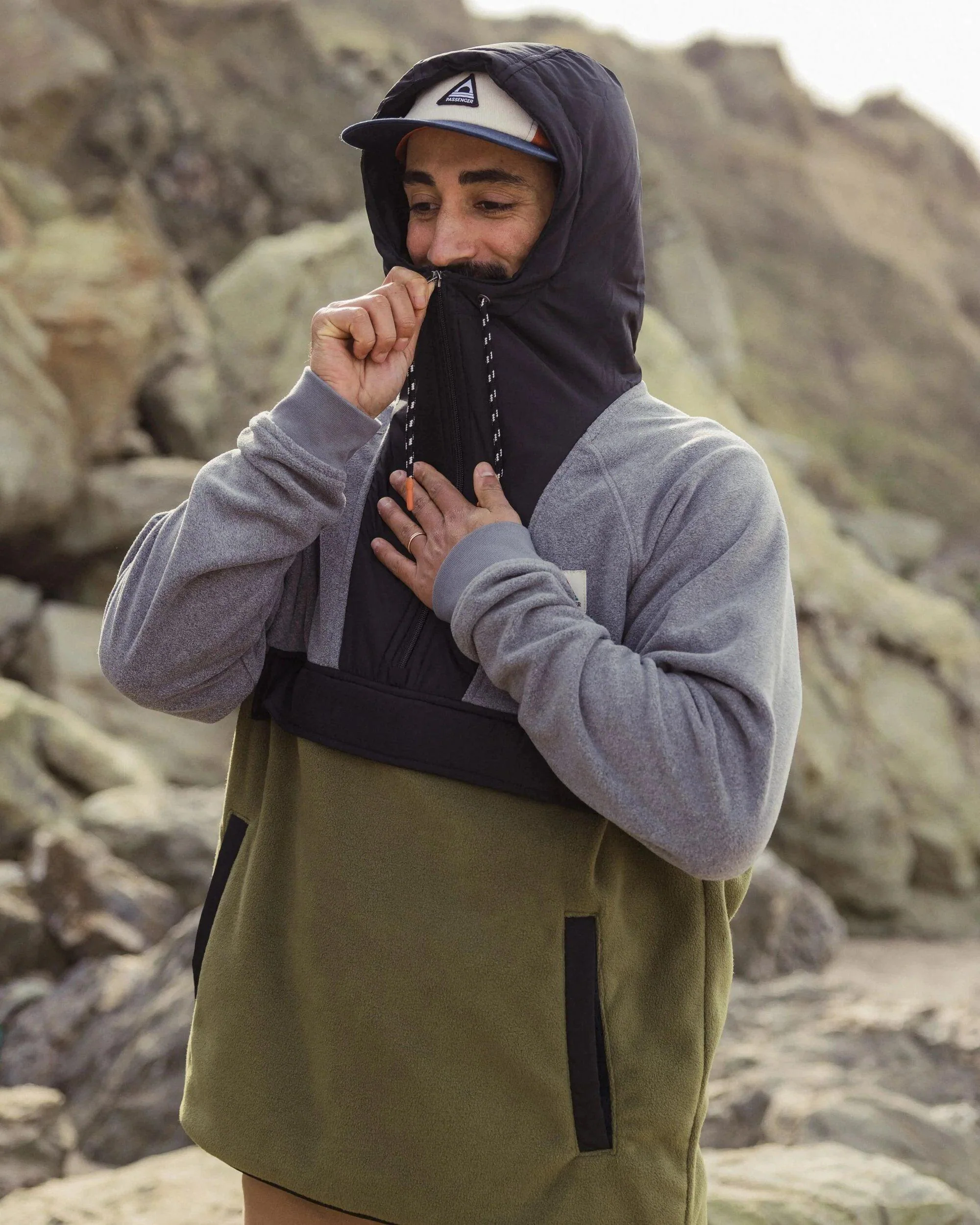 Men's Woodland Hooded 1/2 Zip Fleece - Green - Image 3