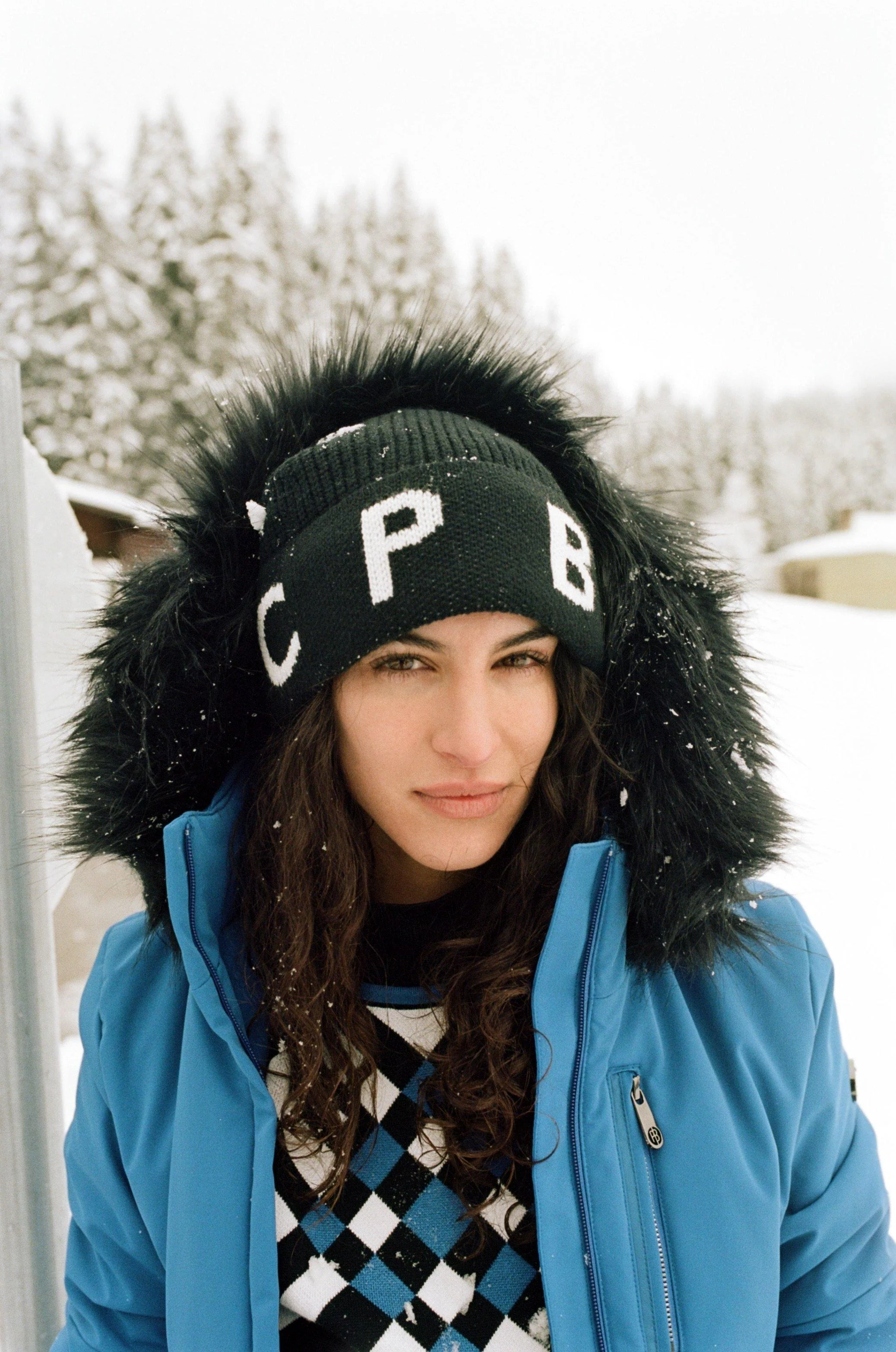 Women's Knit Beanie - Black - Image 2