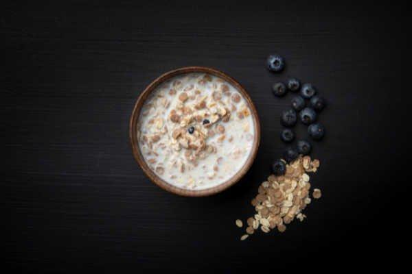 Blueberry Vanilla Muesli Expedition Meal - Image 2