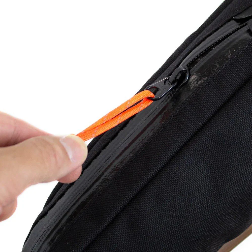 Bolt On Top Tube Bag (0.8L) - Black - Image 5