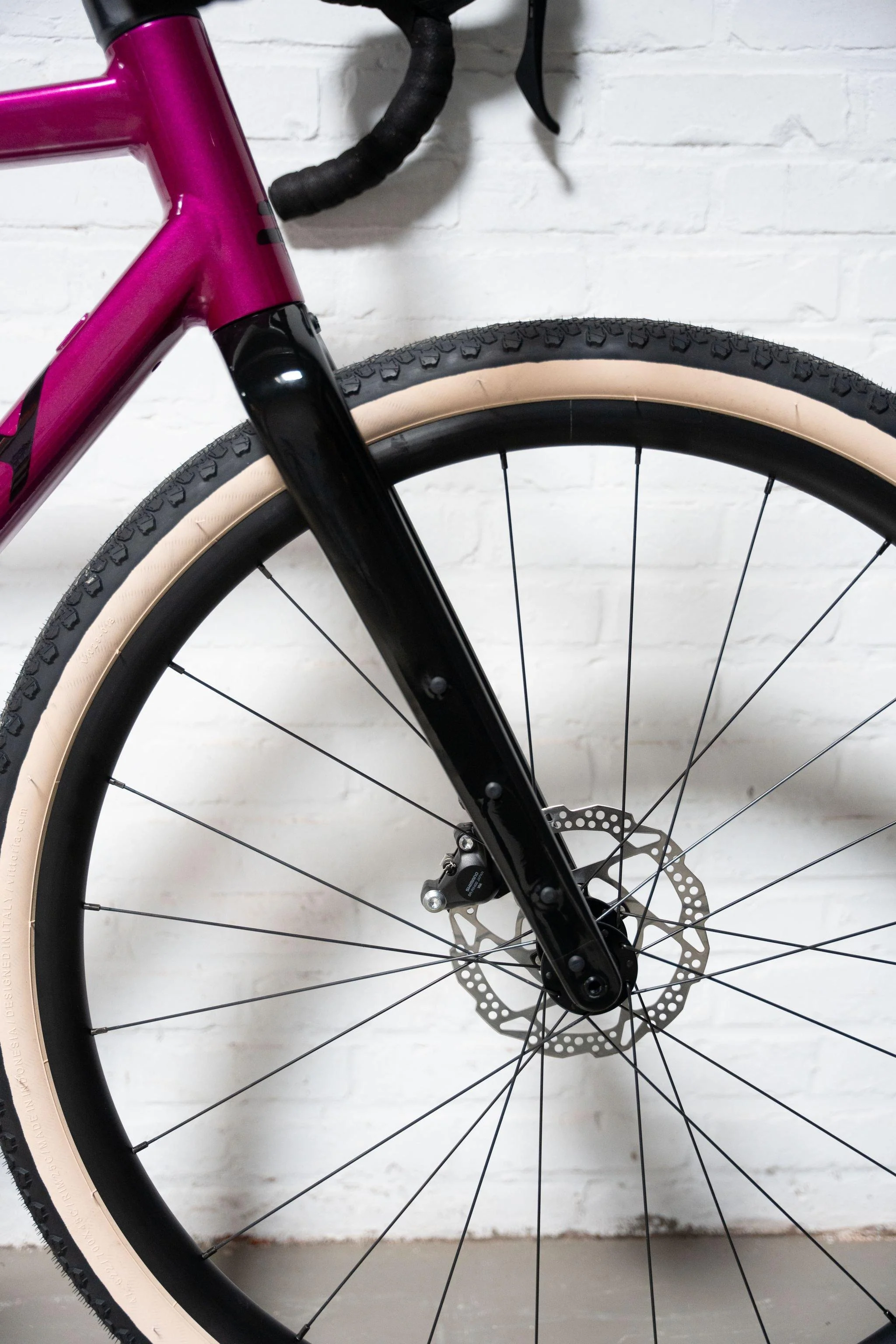 Kanzo Adventure Alu GRX400 2x Gravel Bike - Jazzberry Jam - Image 3