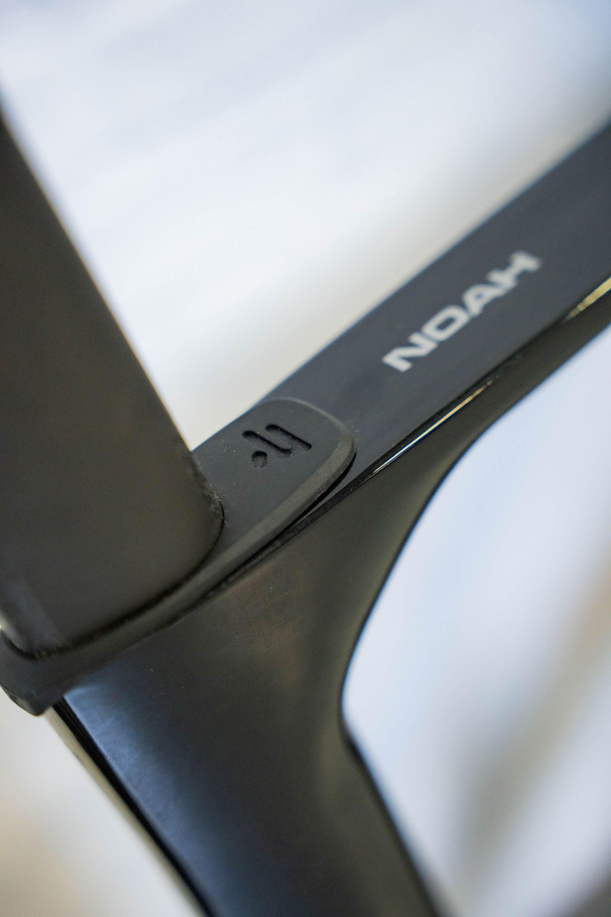 Noah 3.0 Ultegra Di2 2x12 Road Bike - Black - Image 7