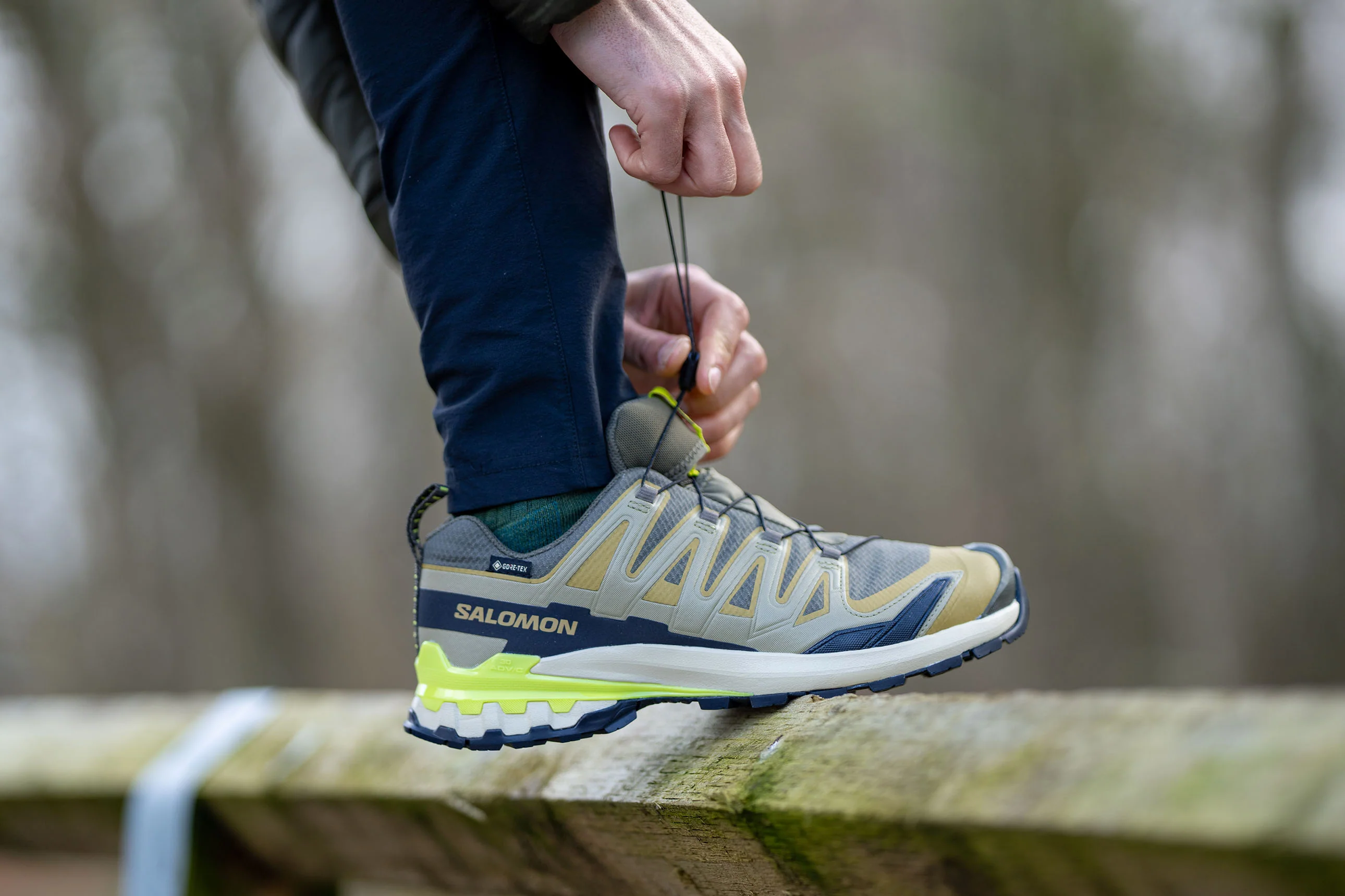 Men's XA Pro 3D V9 GORE-TEX Trail Running Shoes - Green - Image 3