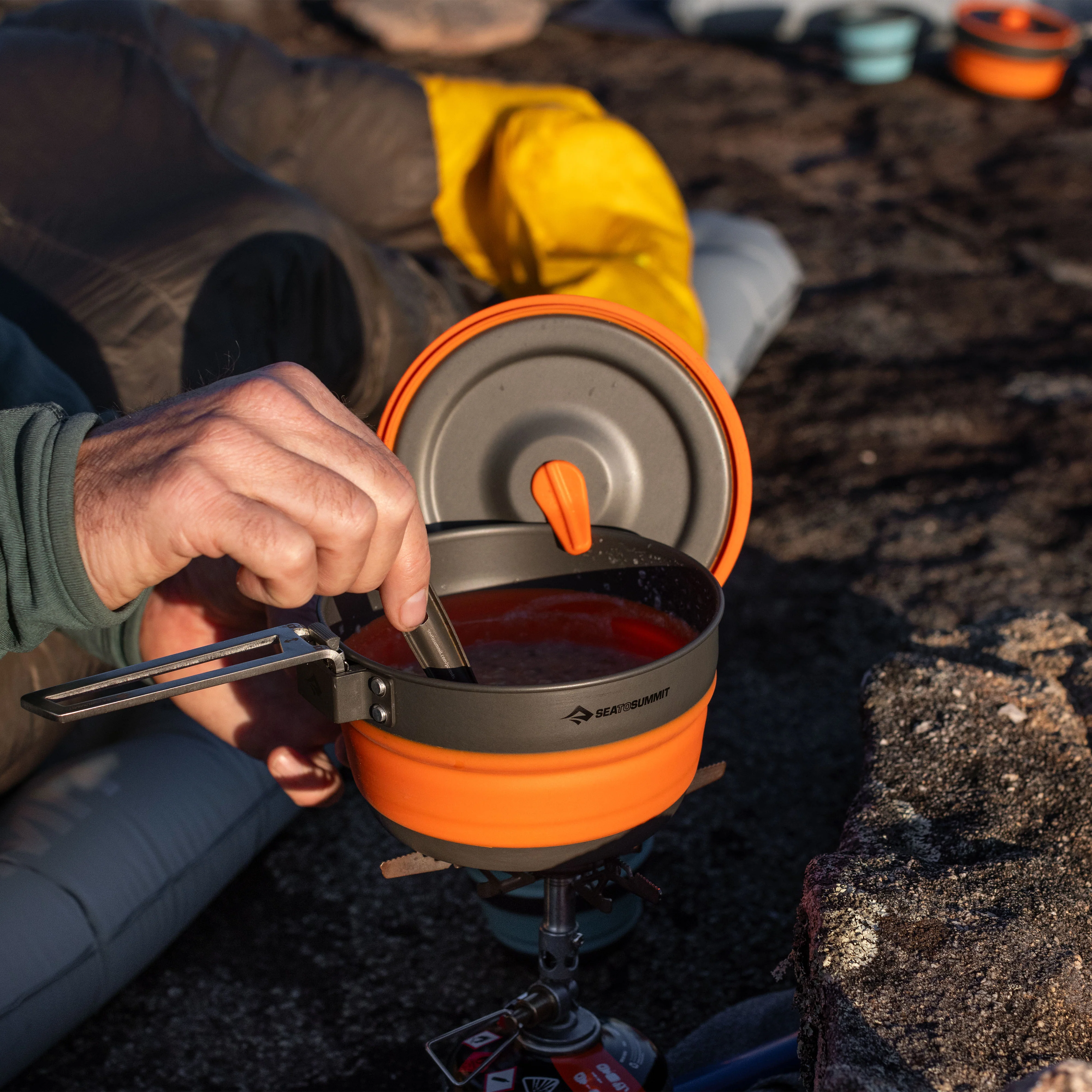 Frontier Ultralight Collapsible Pot 1L - Orange - Image 8
