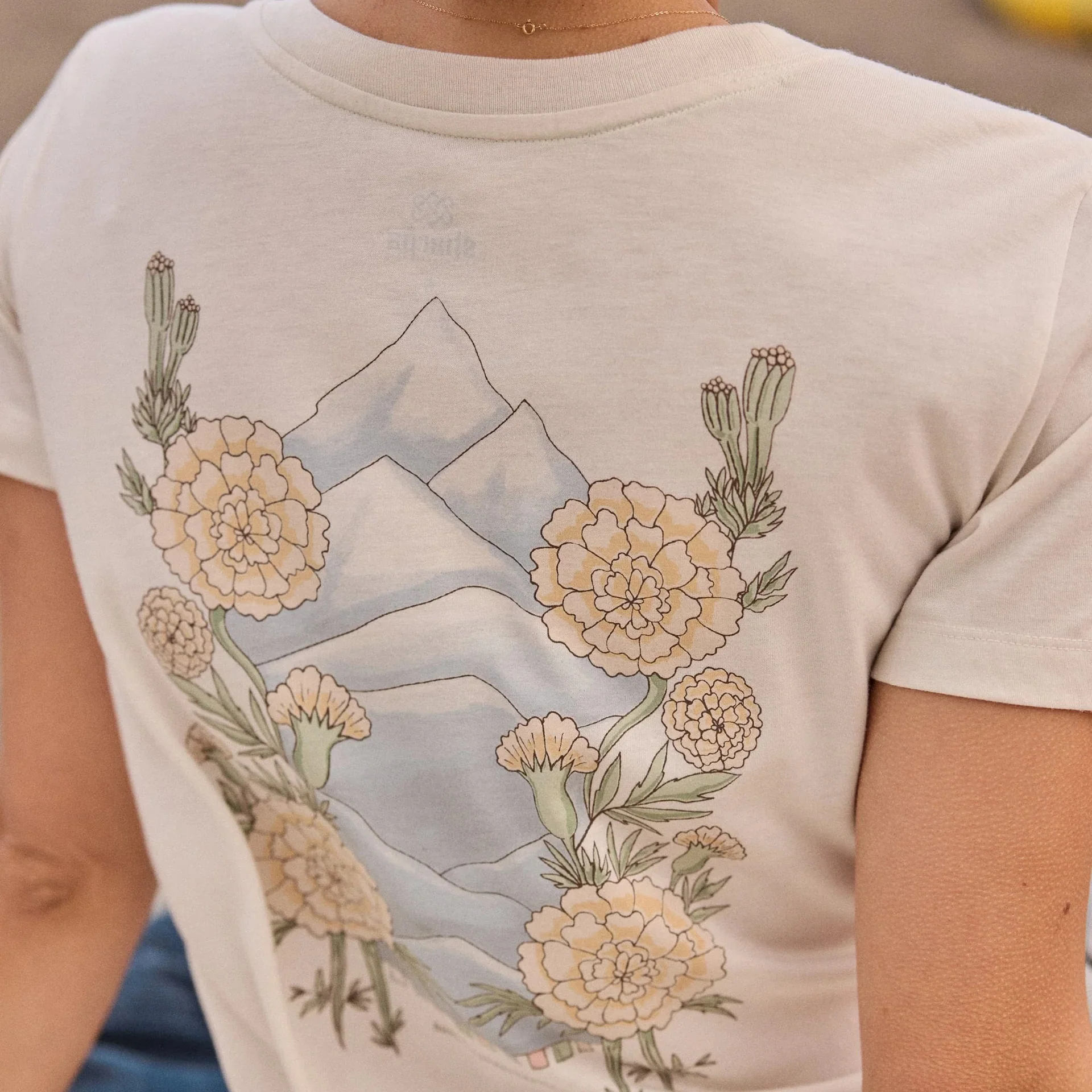 Women's Bali Mountain T-Shirt - Cream - Image 9