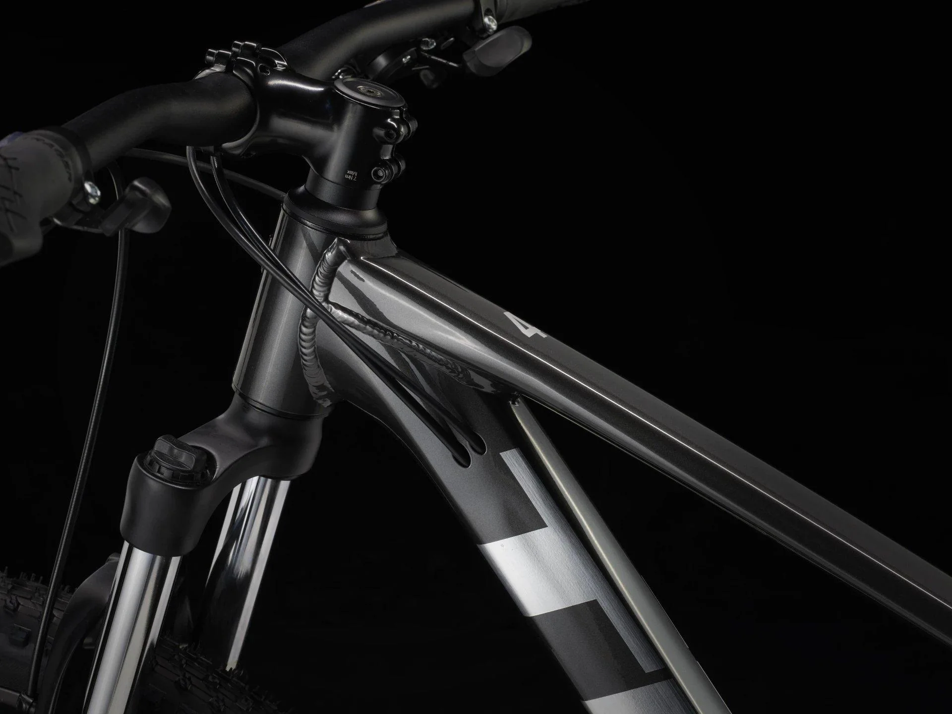 Marlin 4 Gen 2 Mountain Bike - Black - Image 4