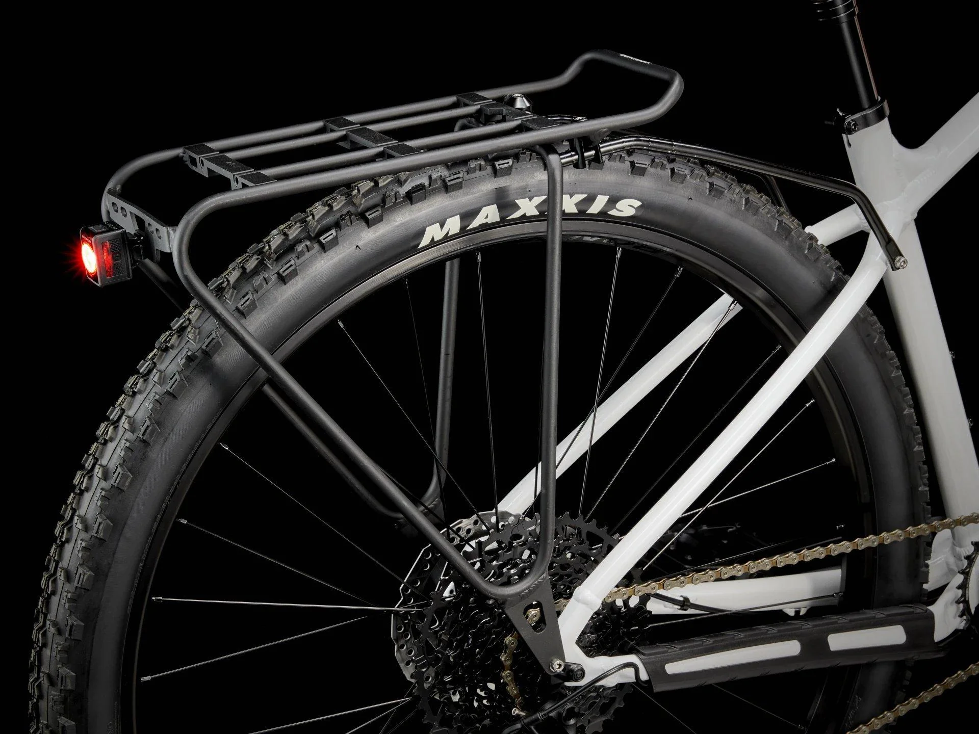 Marlin 7 Gen 3 Mountain Bike - White - Image 8