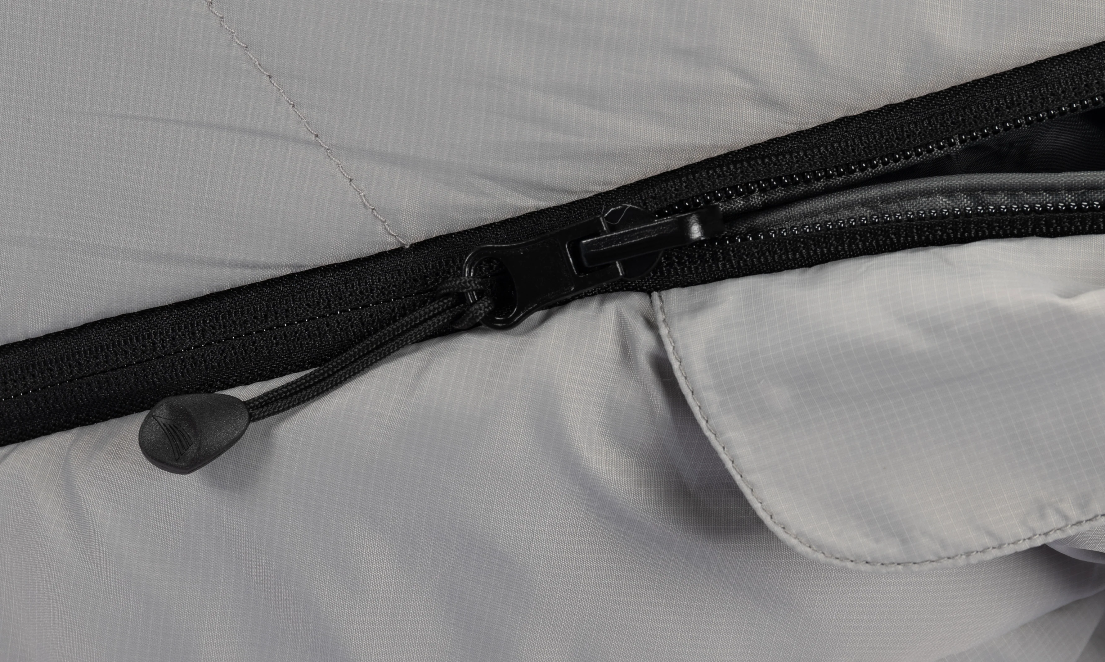 Mantis Planet Sleeping Bag - Grey - Image 7